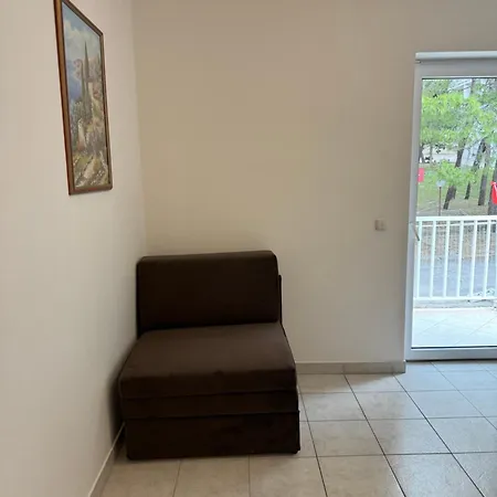 Appartamento House 100M From The Beach With Free Parking Baška Voda Esterno foto