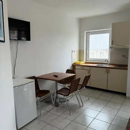 House 100M From The Beach With Free Parking And Breakfast Baska Voda Exterior photo