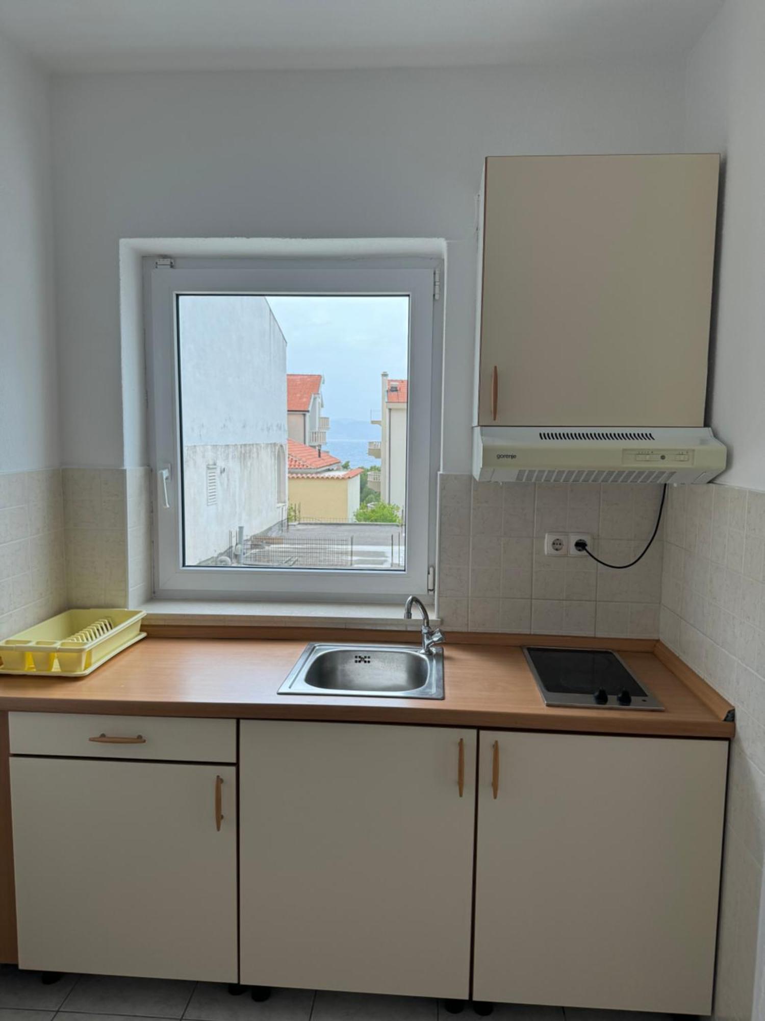 House 100m From The Beach With Free Parking * Baska Voda