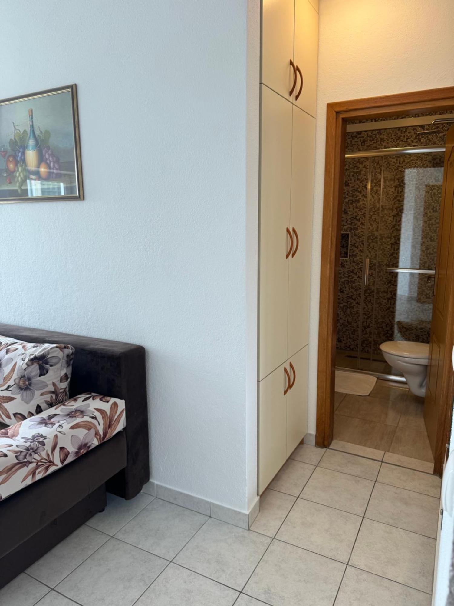 Apartment House 100m From The Beach With Free Parking *