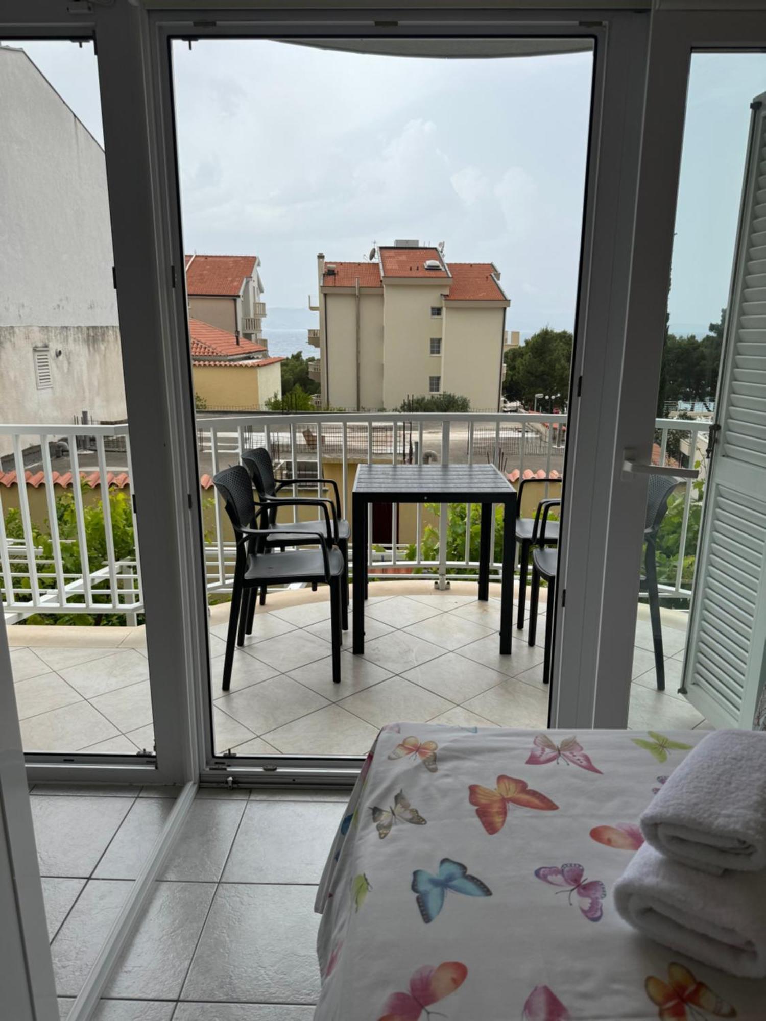 Apartment House 100m From The Beach With Free Parking